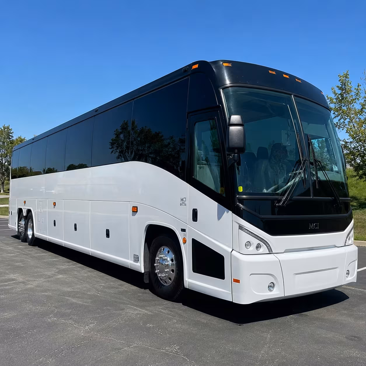 group arrival pickups at den with thornton shuttle buses