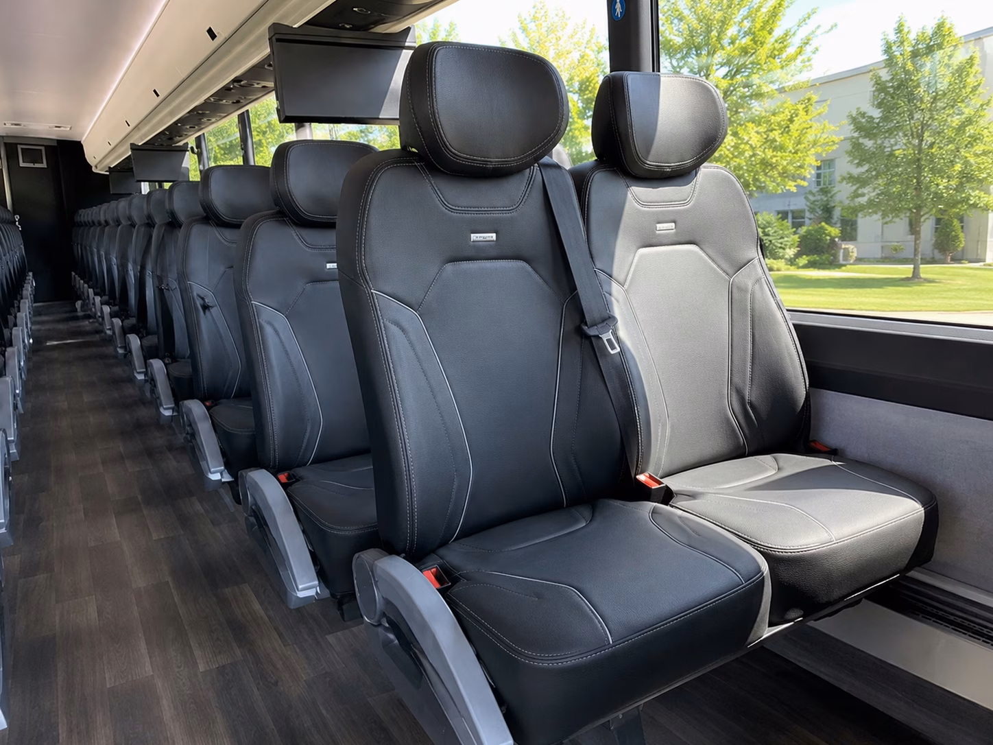 thornton charter bus rentals for family reunions and group vacations