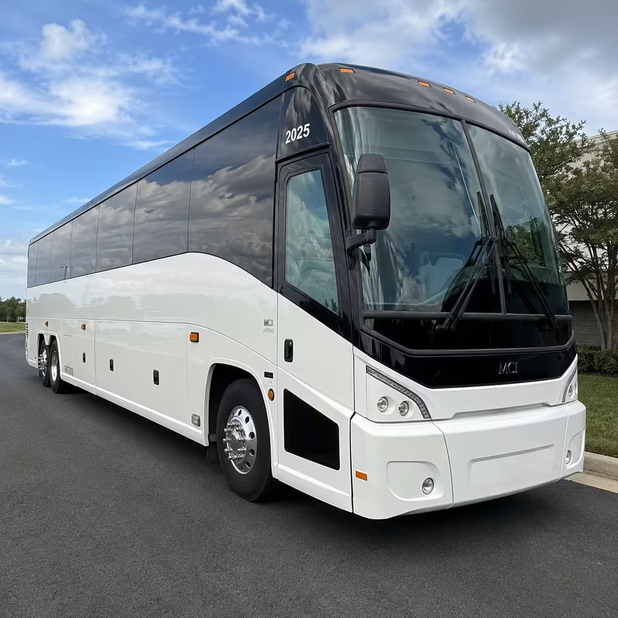 thornton employee shuttle services along the us 36 and i 25 corridor
